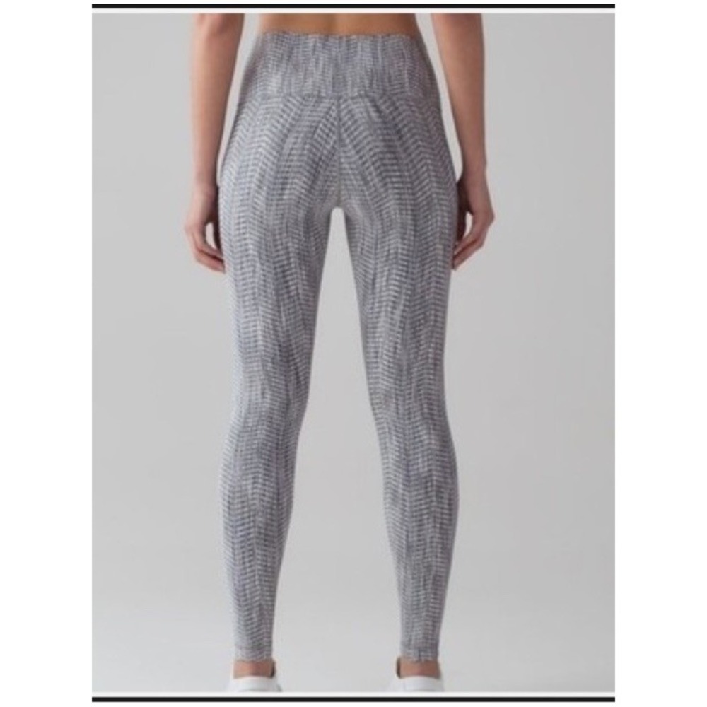 Lululemon Wunder Under Hi-Rise Tight Luon Arrow Jacquard Silver Gray Sz 6 Long